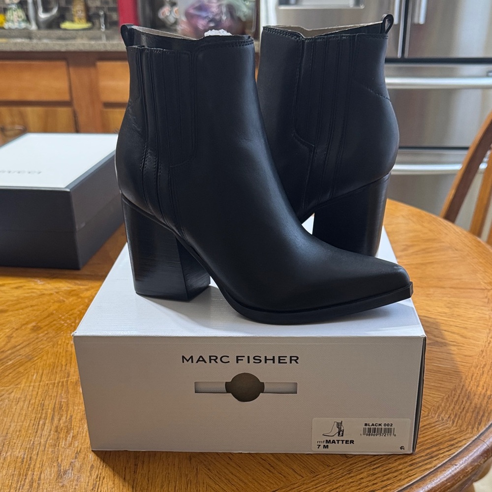 Marc Fisher Black Leather Pointed-Toe Block Heel Ankle Boots